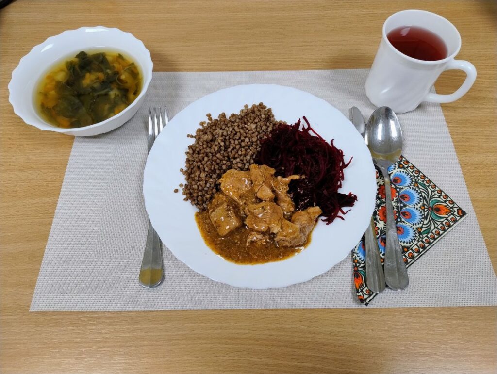 Obiad dieta podstawowa z dnia 24-11-2025