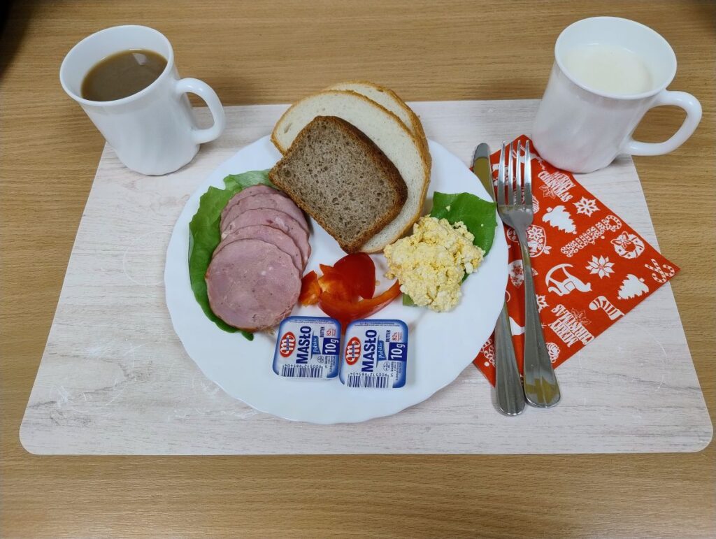 Śniadanie dieta podstawowa z dnia 22-12-2025